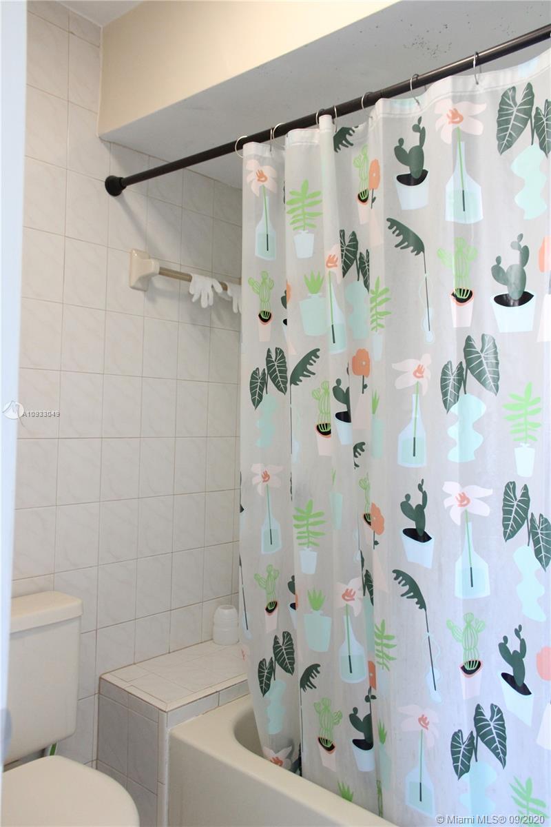 PINE SHORE SEC FIVE - Residential