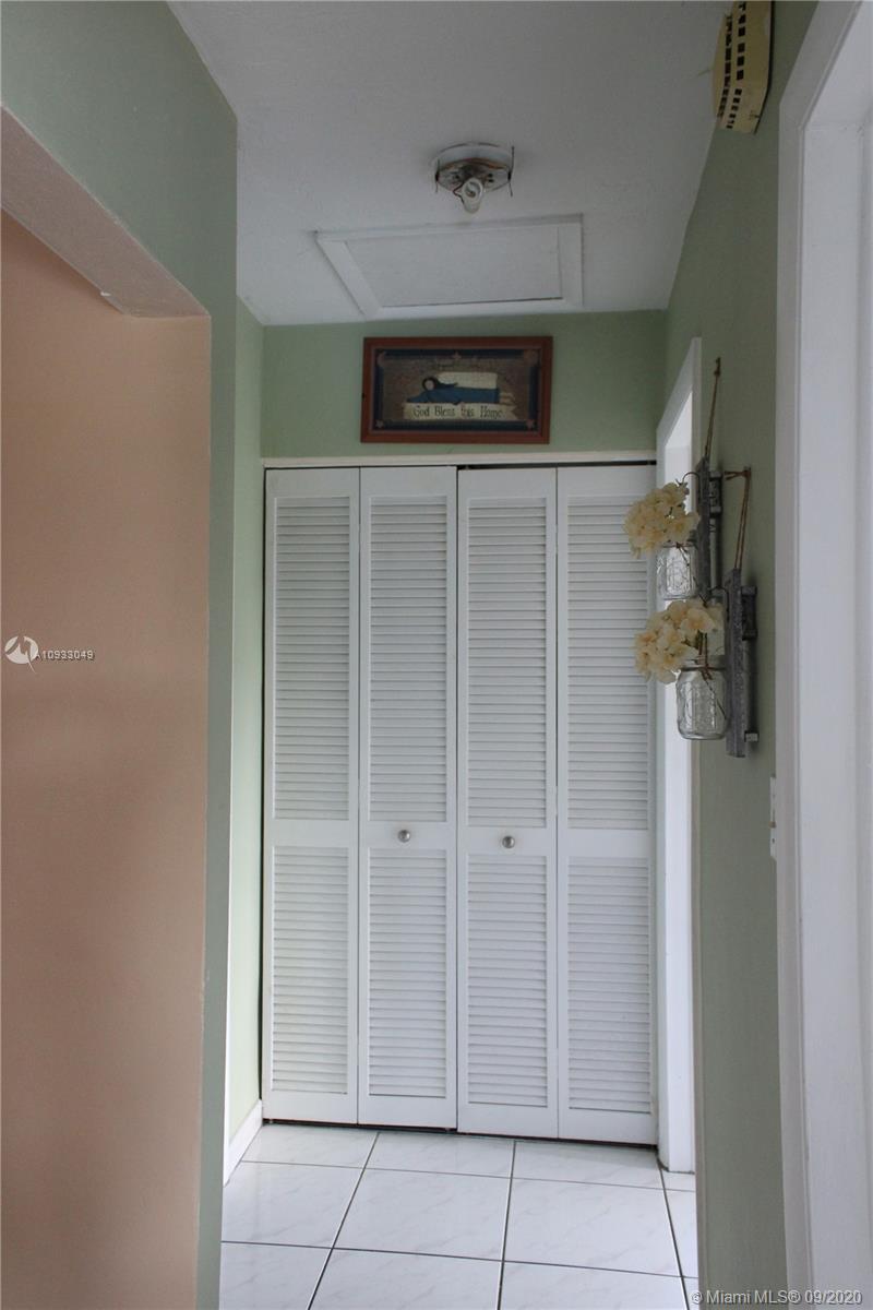 PINE SHORE SEC FIVE - Residential