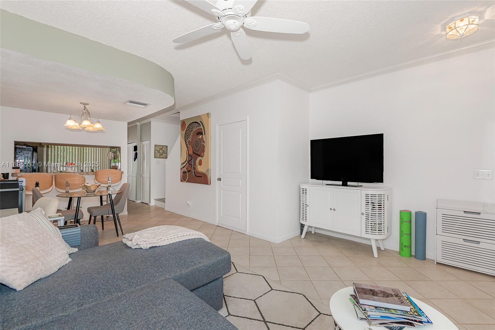 4914 SW 31st Ter #8