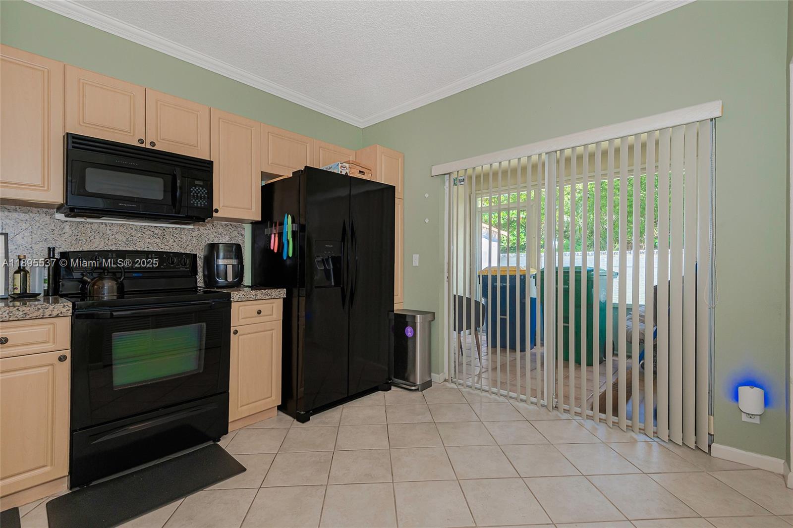 BANYAN OAKRIDGE COMMERCIA - Residential