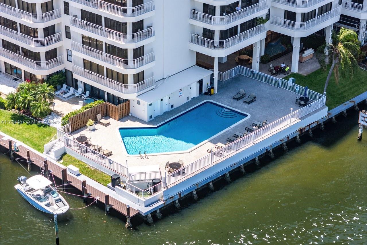 PILOT HOUSE CONDO - Residential