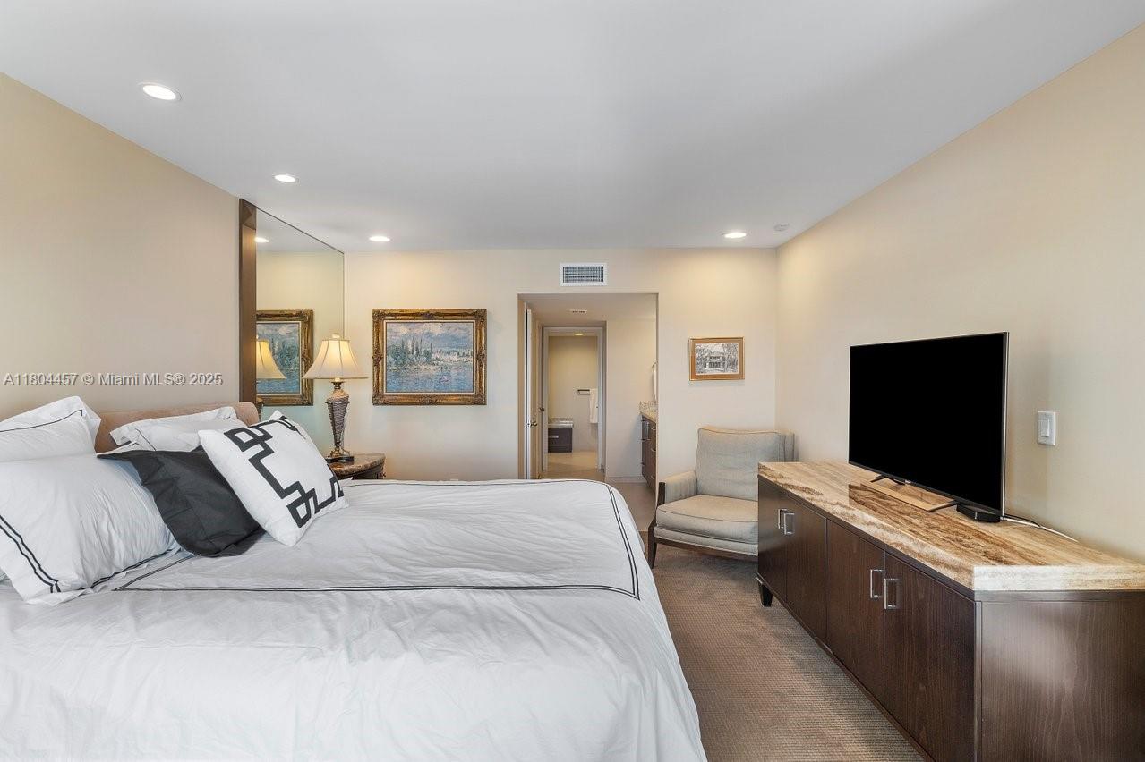 PILOT HOUSE CONDO - Residential