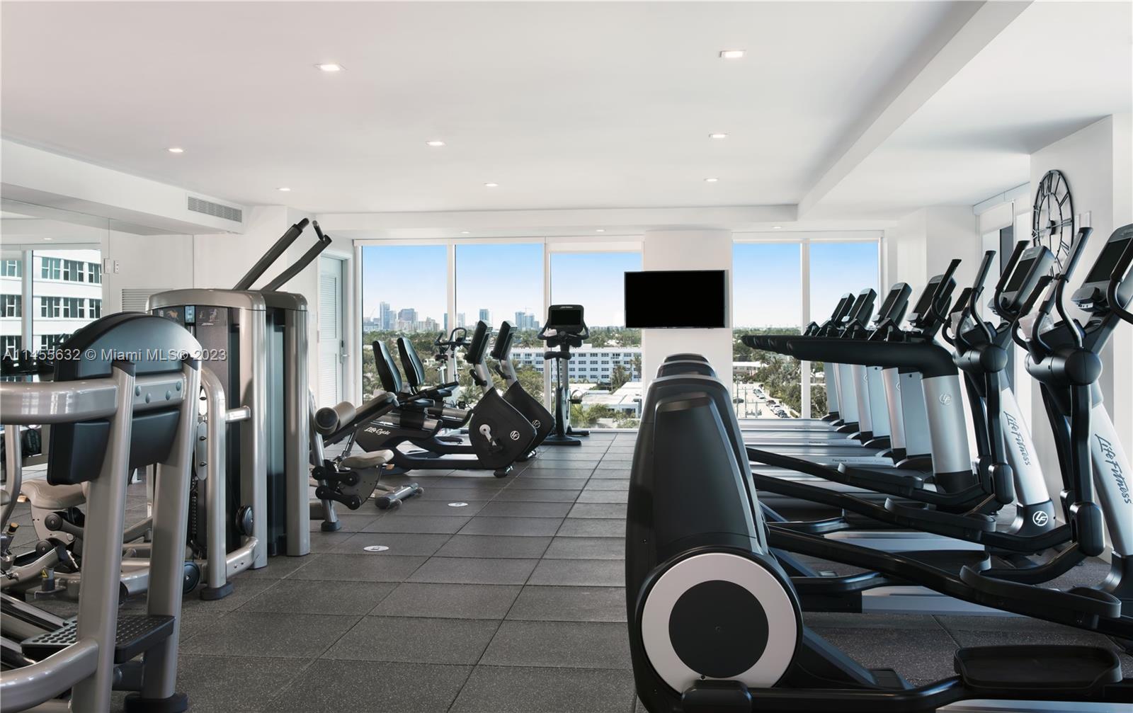 OCEAN RESORT RESIDENCES - Residential