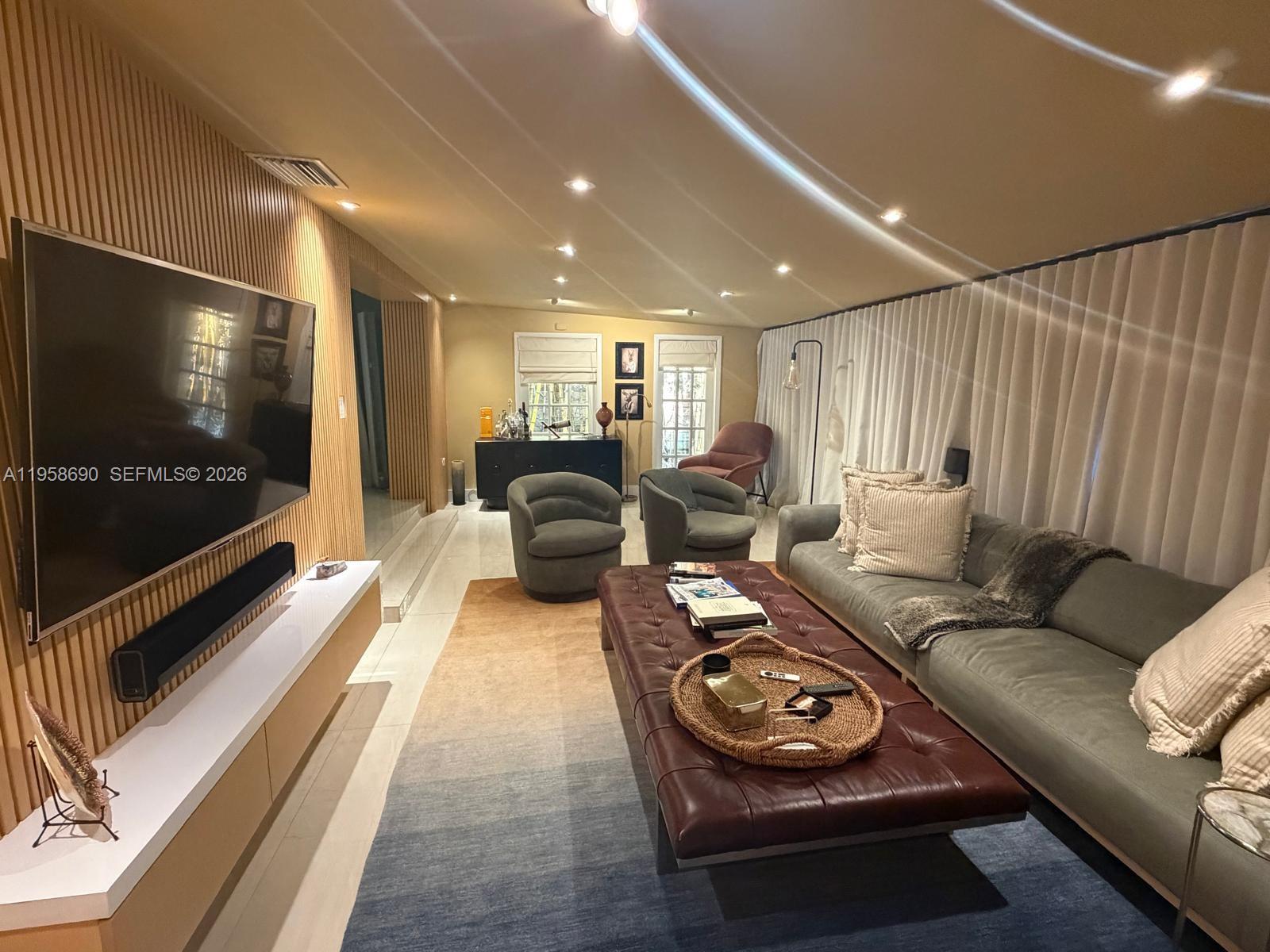 NEW BELLE MEADE - Residential