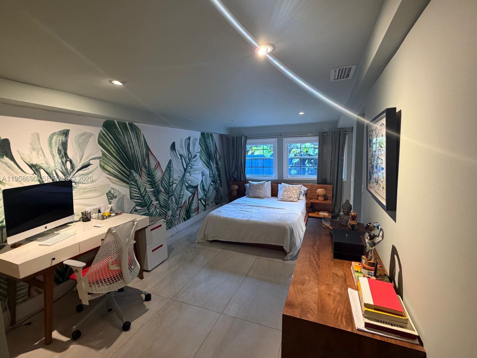 NEW BELLE MEADE - Residential