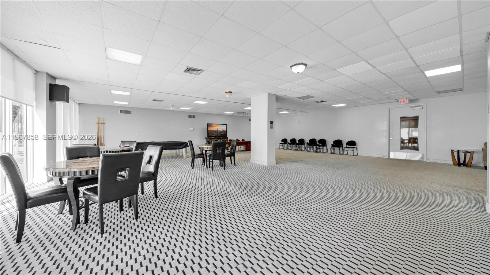 BAYVIEW TOWERS CONDO SOUT - Residential