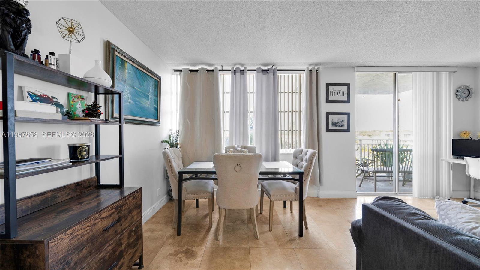 BAYVIEW TOWERS CONDO SOUT - Residential