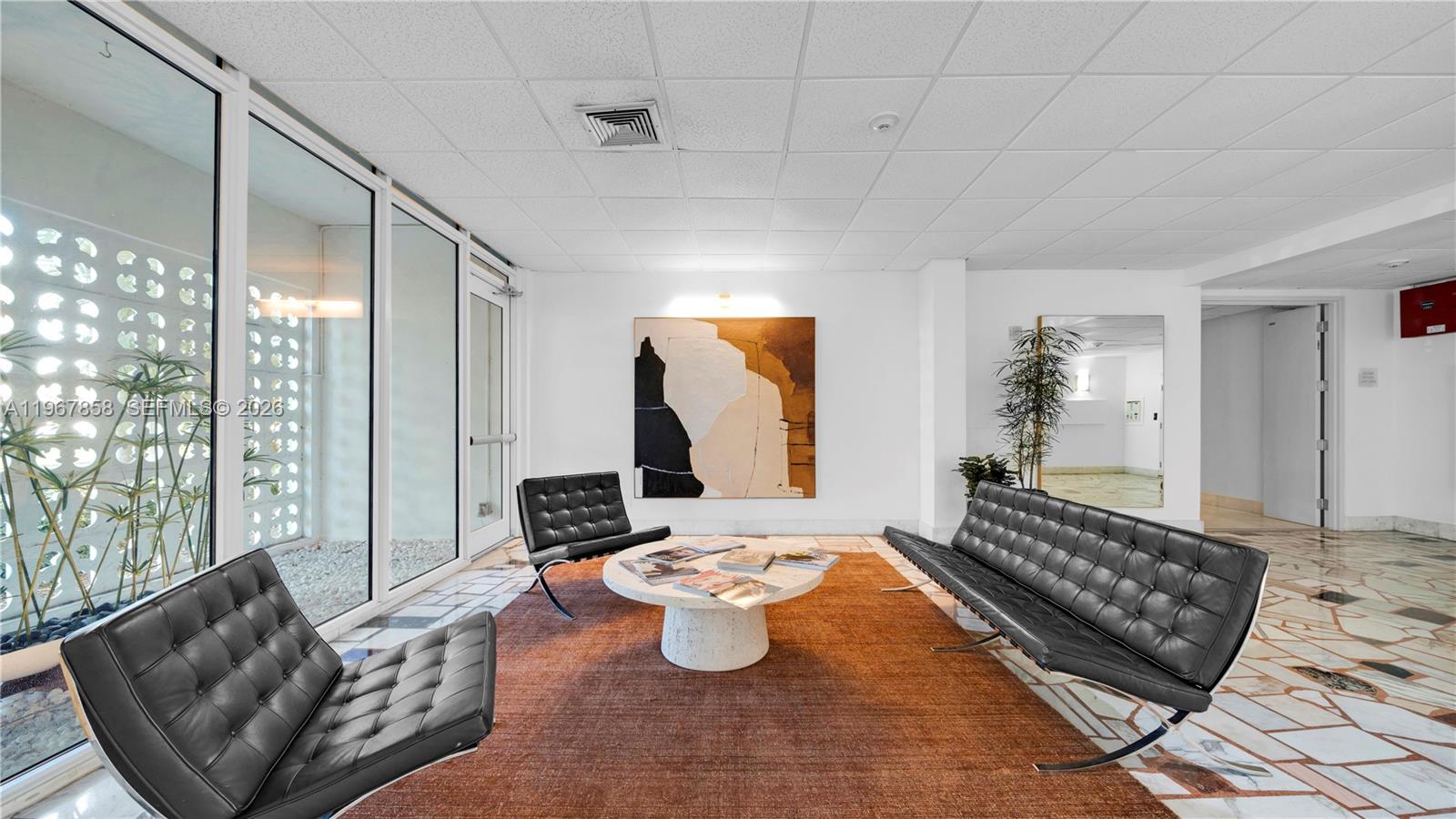 BAYVIEW TOWERS CONDO SOUT - Residential