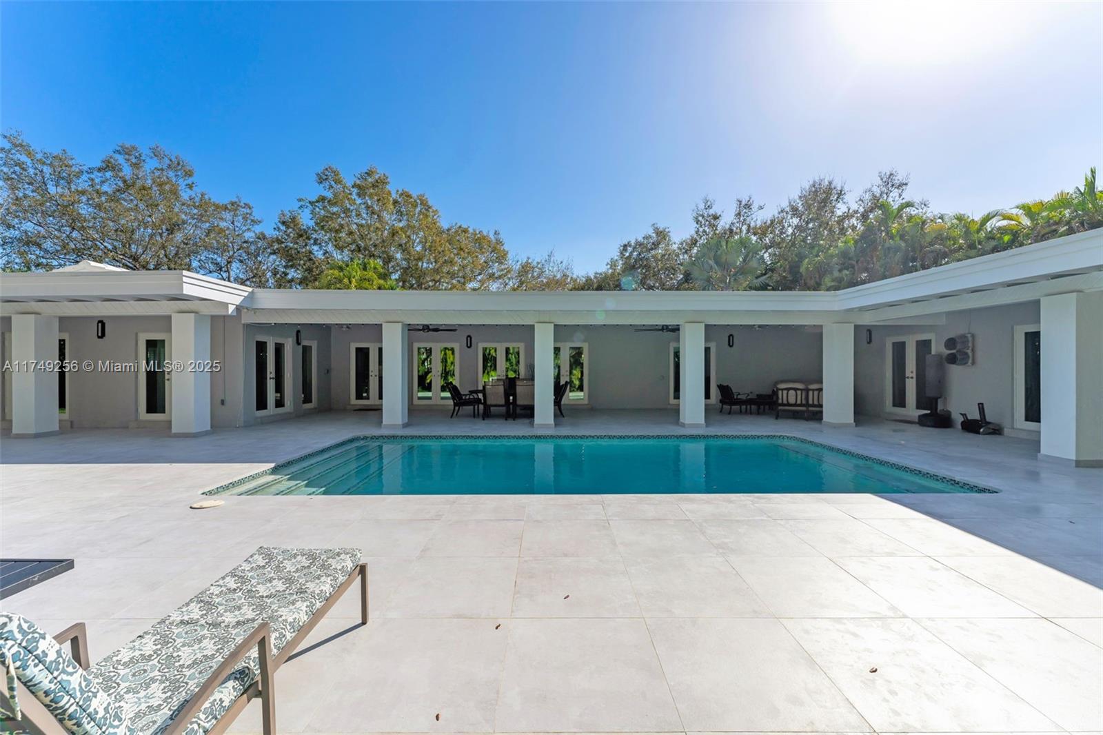 FARMERS ACRES - Residential