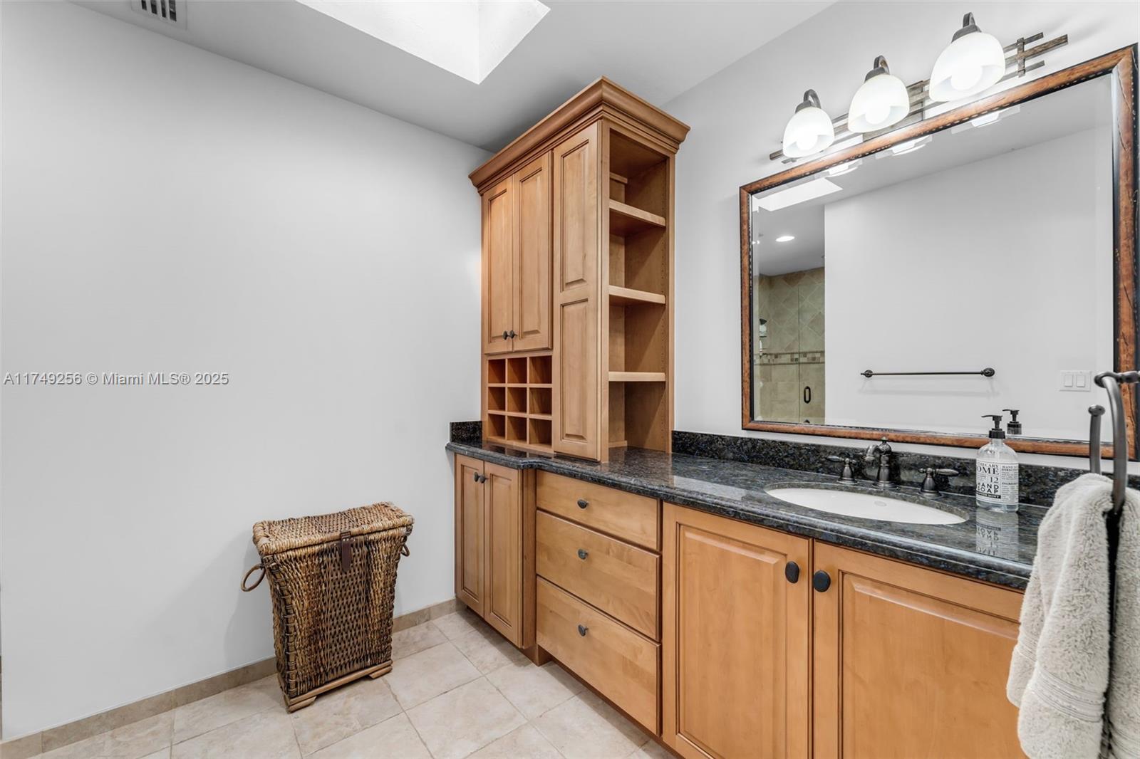 FARMERS ACRES - Residential