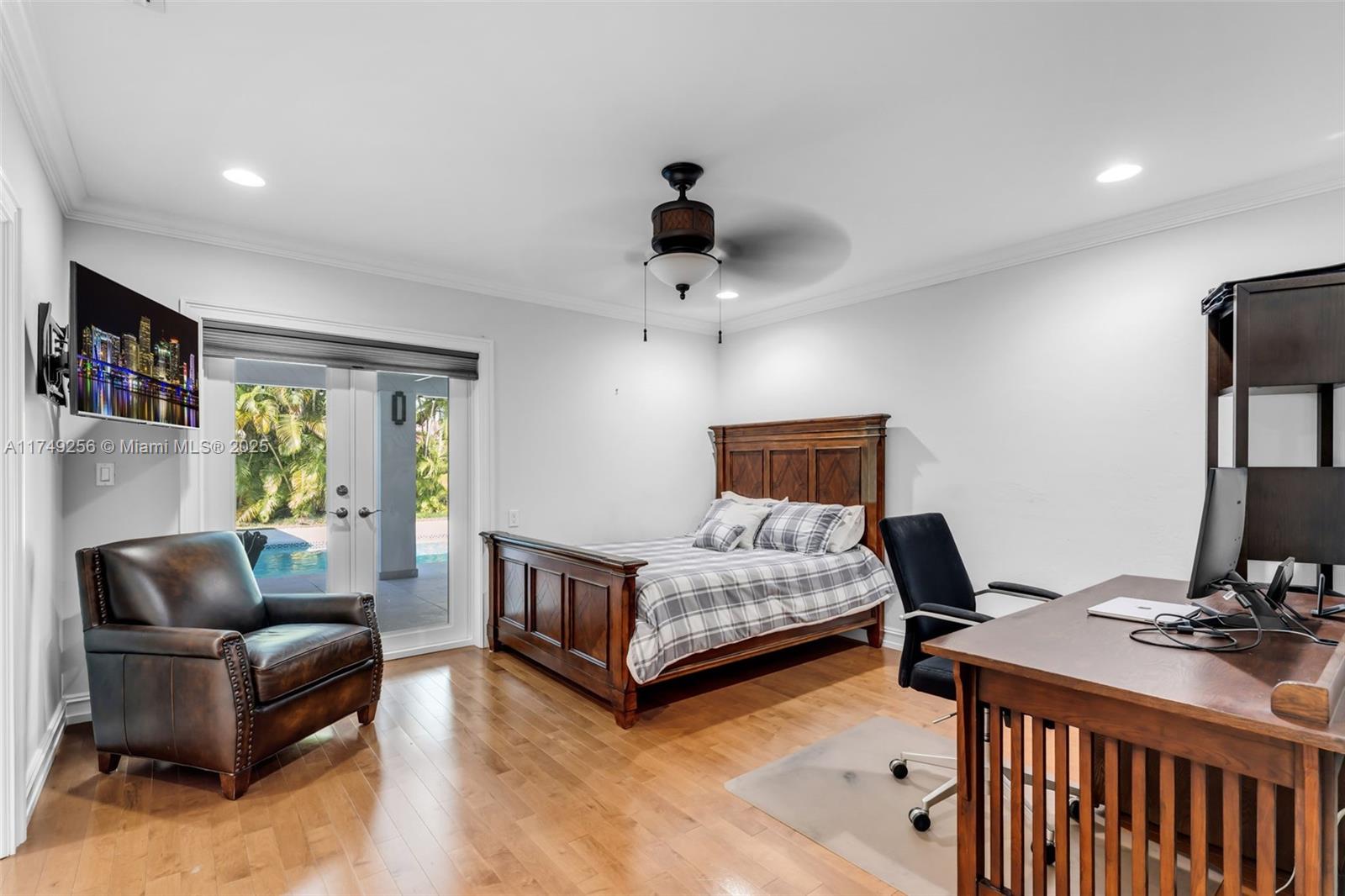 FARMERS ACRES - Residential