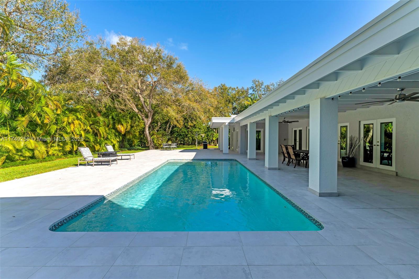 FARMERS ACRES - Residential