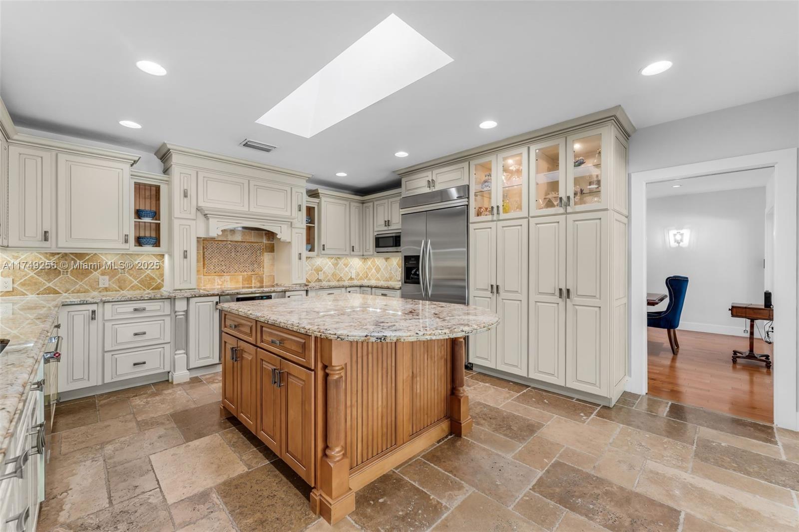 FARMERS ACRES - Residential