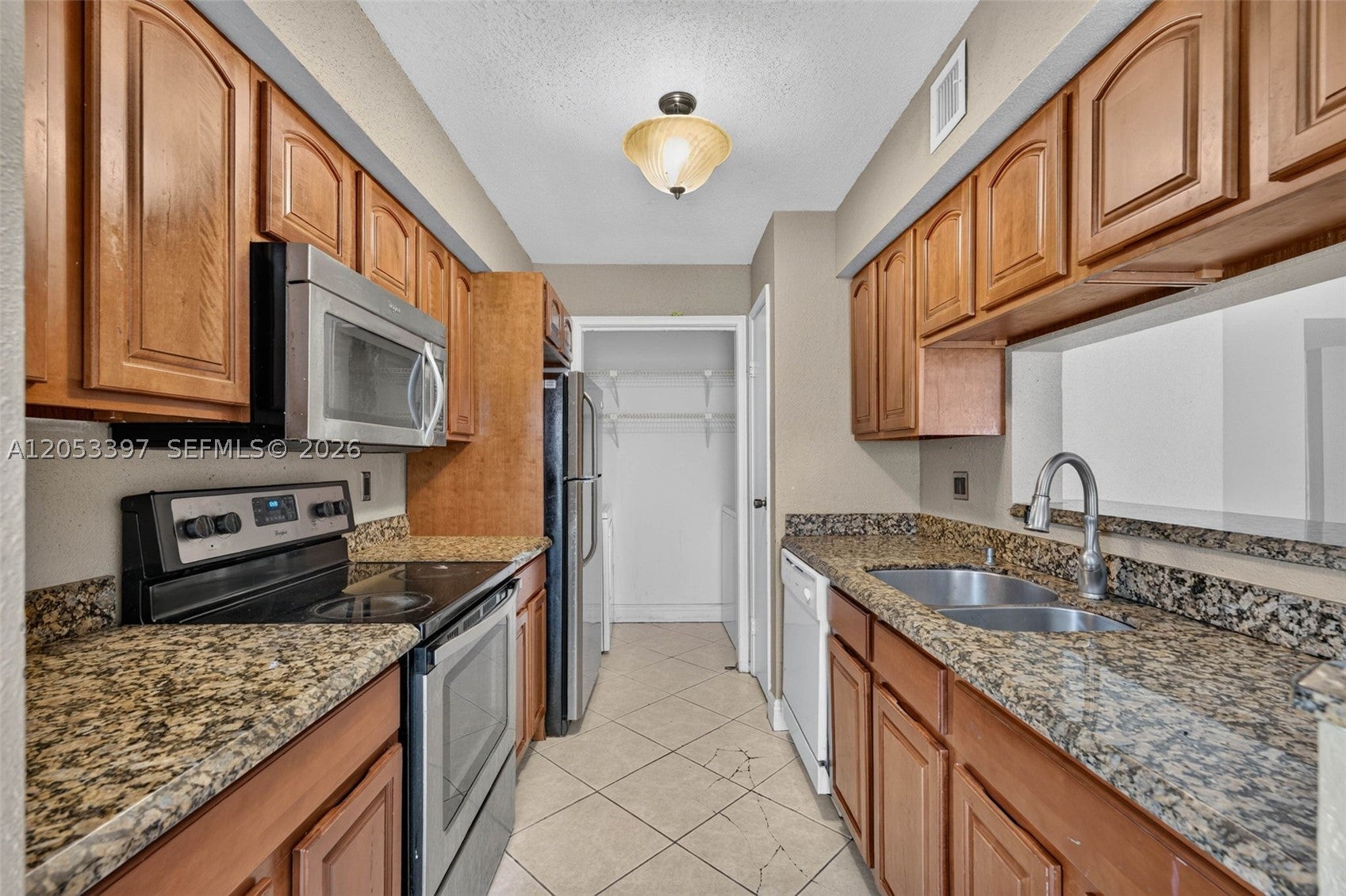 995 Riverside Dr 120, Coral Springs FL 33071