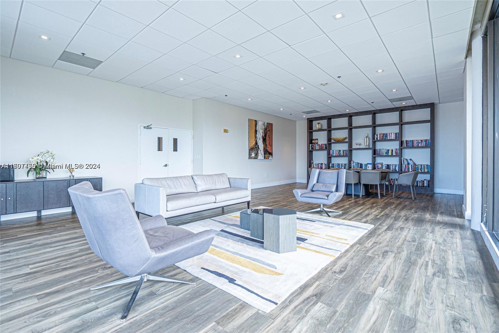 WATERVIEW CONDO - Residential