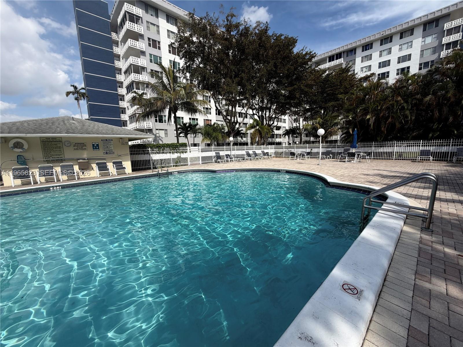 HILLCREST NO 21 CONDO - Residential