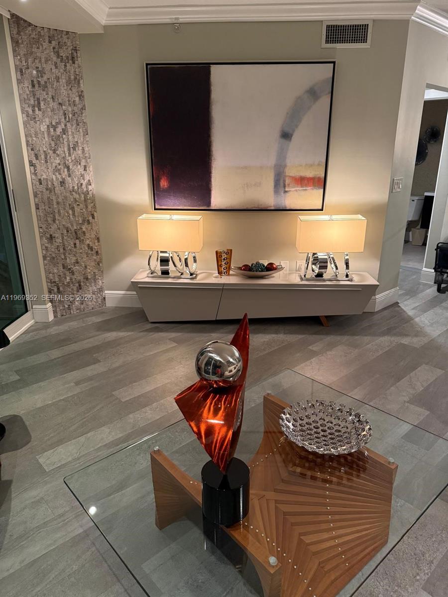 ESPLANADE ON THE NEW RIVE - Residential