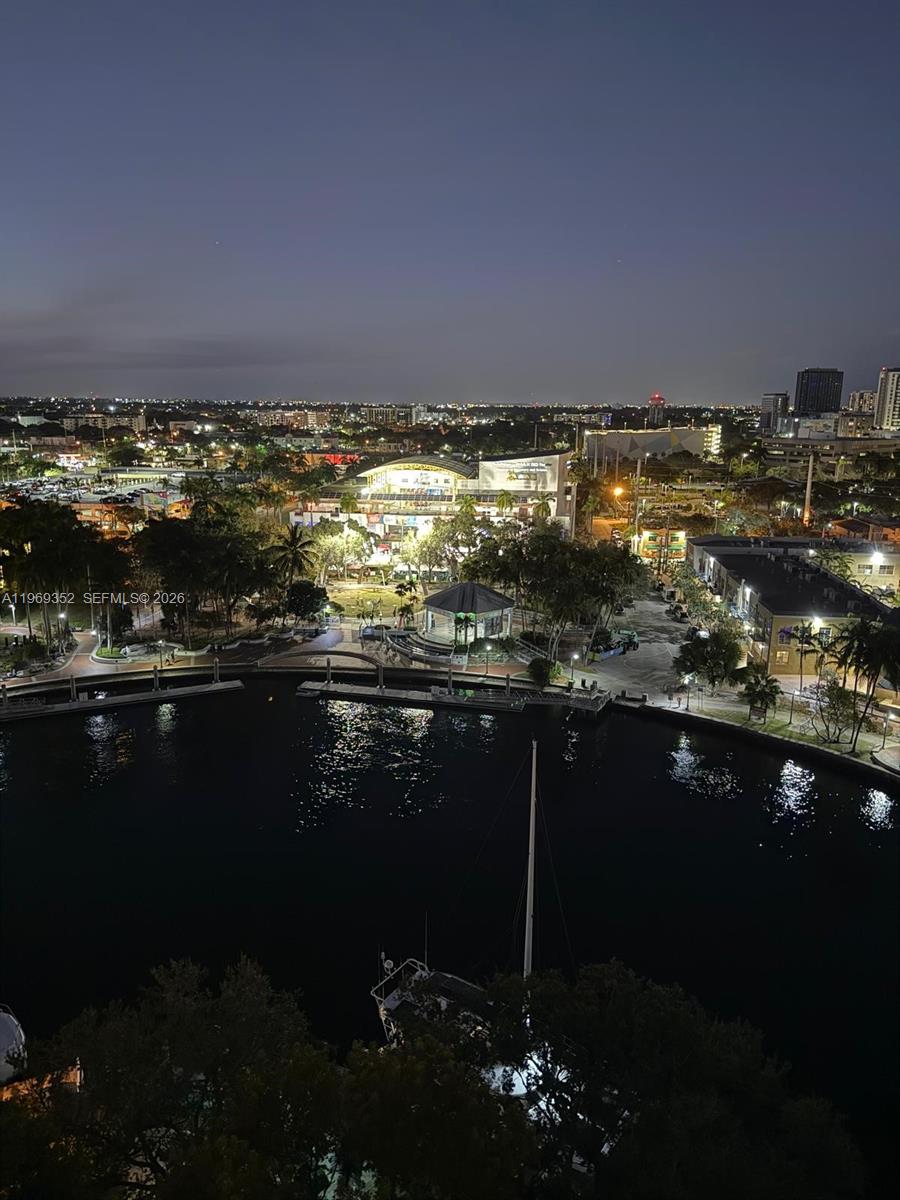 ESPLANADE ON THE NEW RIVE - Residential