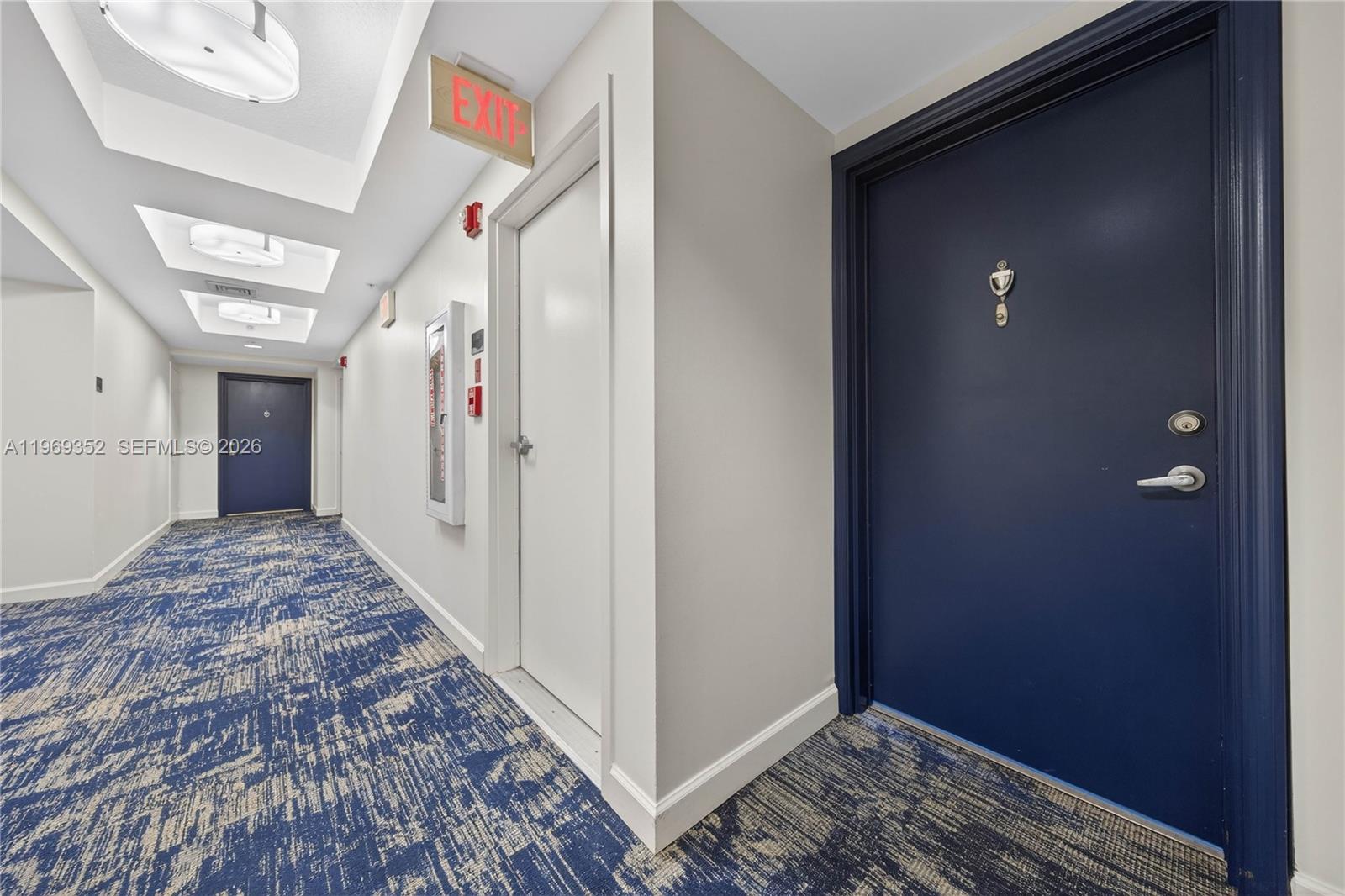 ESPLANADE ON THE NEW RIVE - Residential