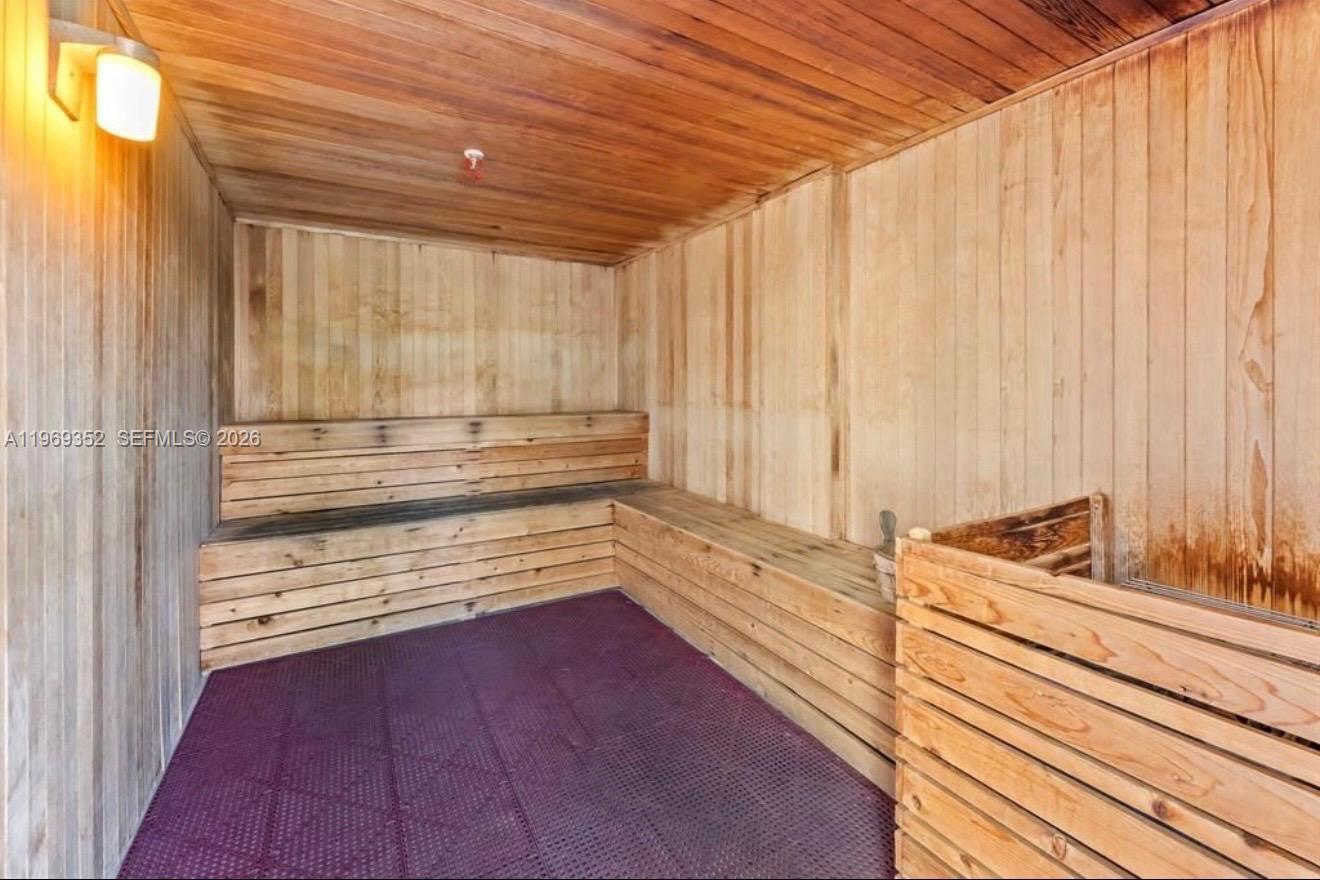 ESPLANADE ON THE NEW RIVE - Residential