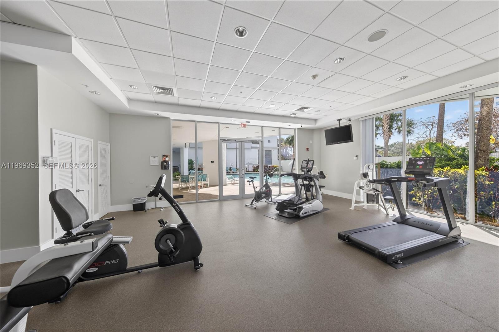 ESPLANADE ON THE NEW RIVE - Residential