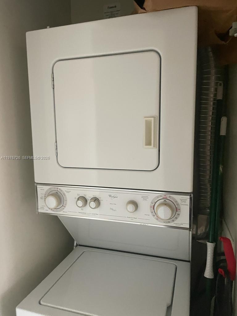 50 Biscayne Blvd 709