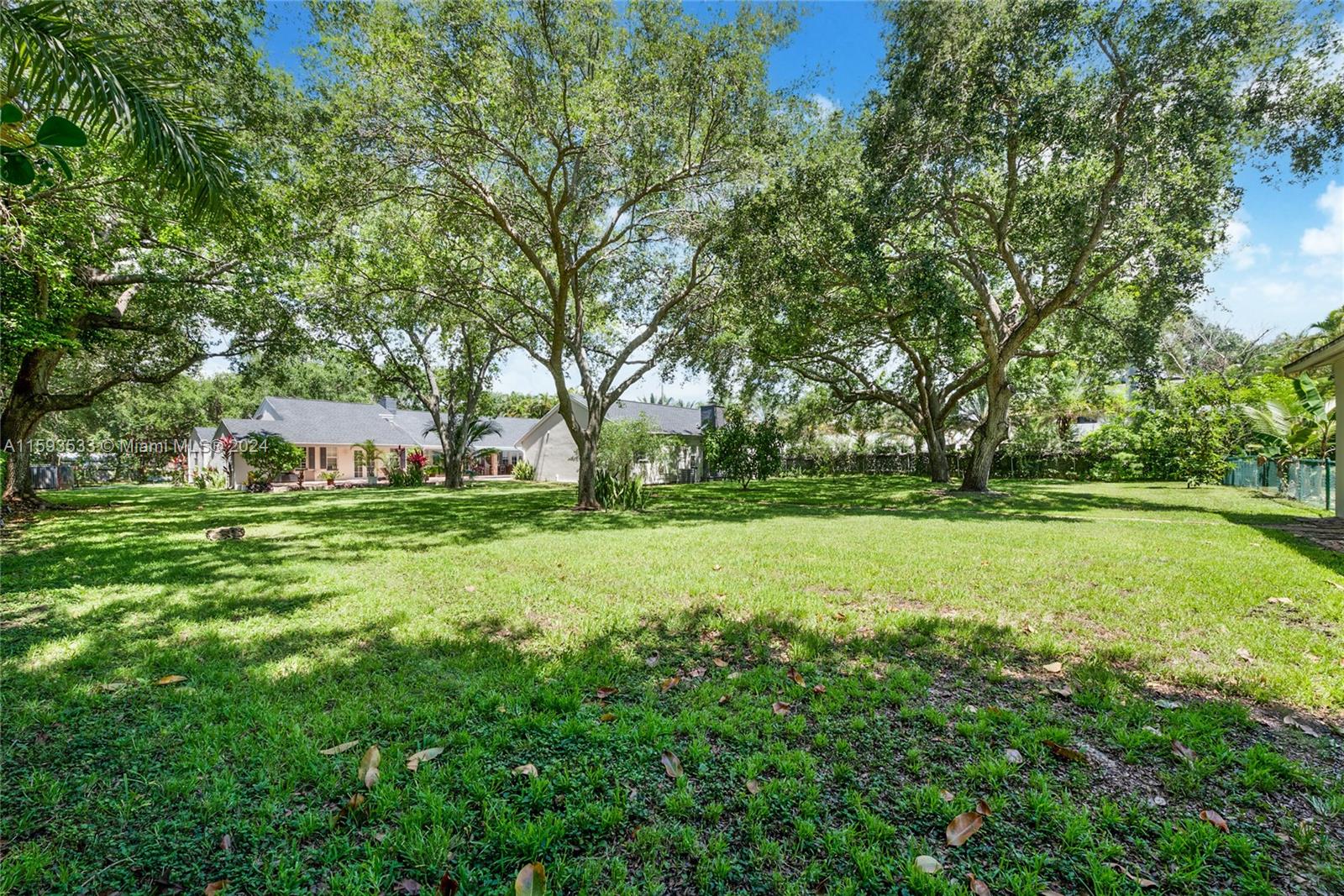 HELMS COUNTRY ESTATES ADD - Residential