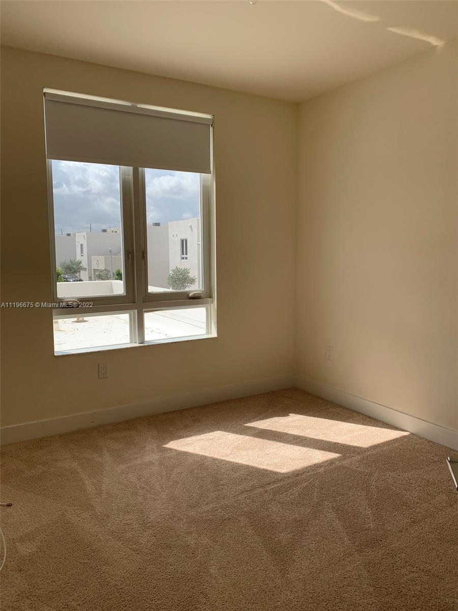 LANDMARK AT DORAL - Residential