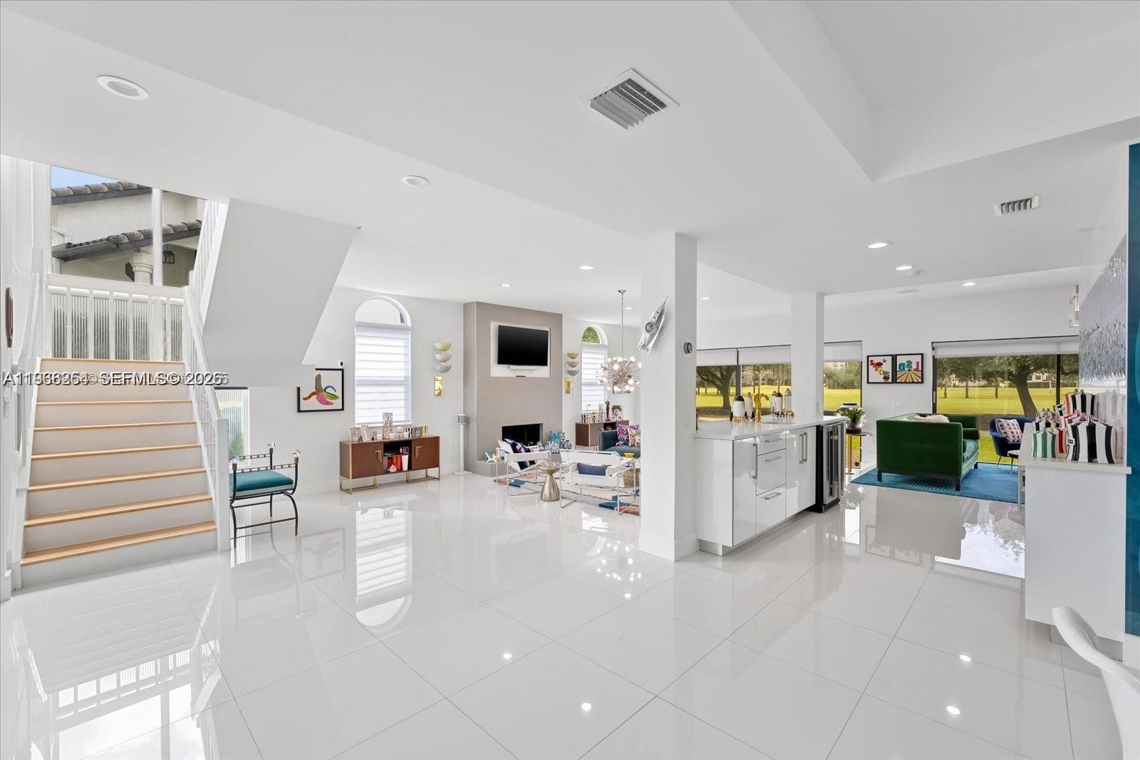 EL DORADO COURT - Residential