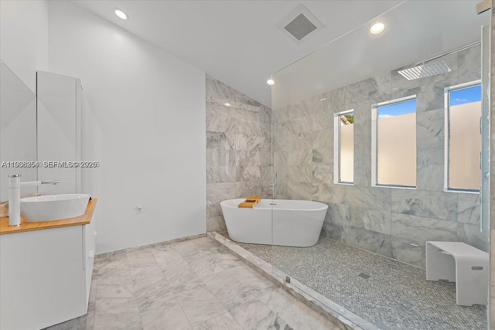 EL DORADO COURT - Residential