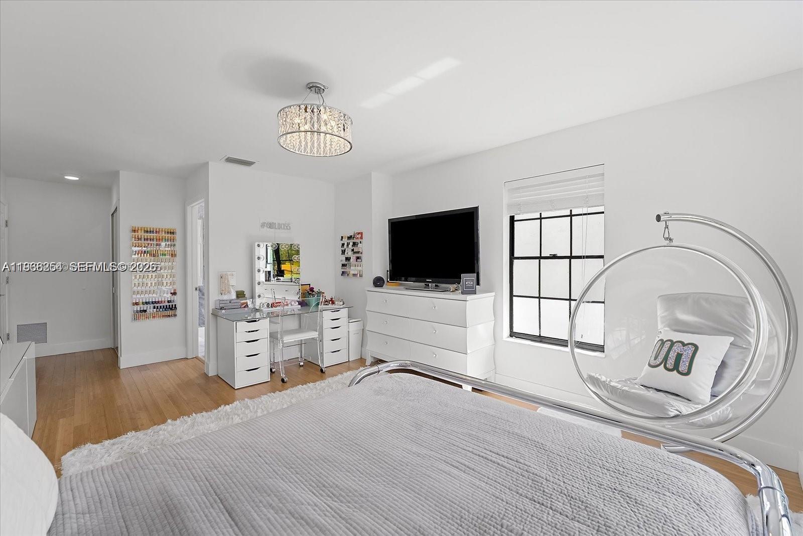 EL DORADO COURT - Residential