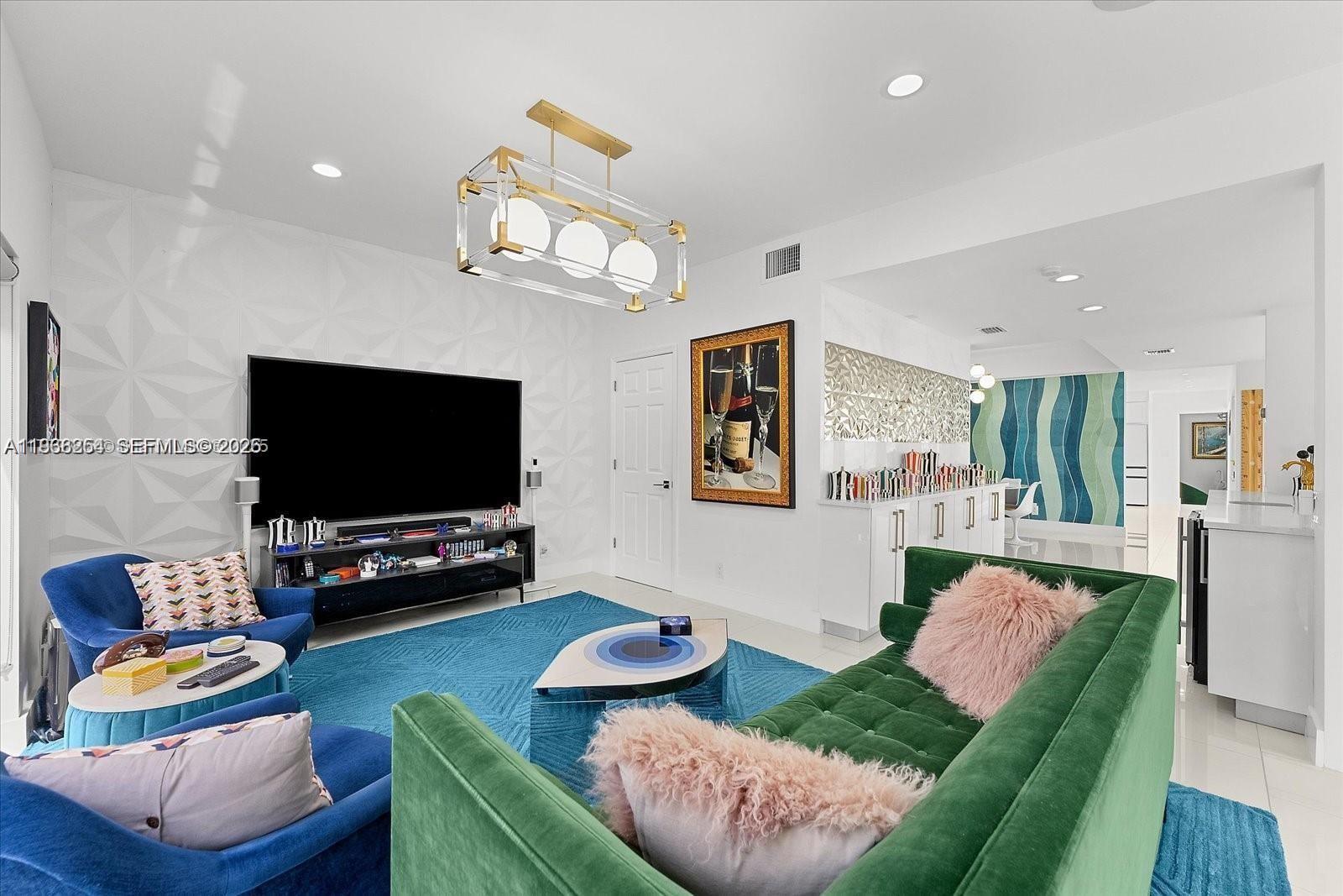 EL DORADO COURT - Residential