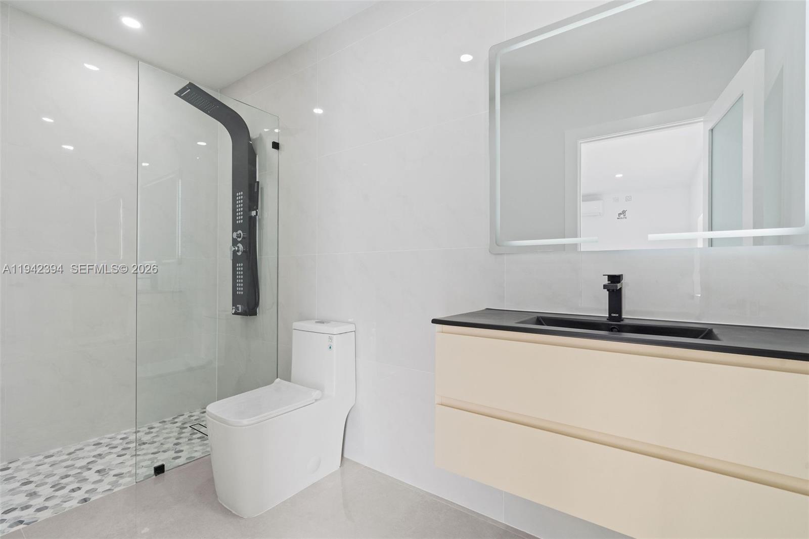 EVERGLADE LAND SALES CO R - Residential