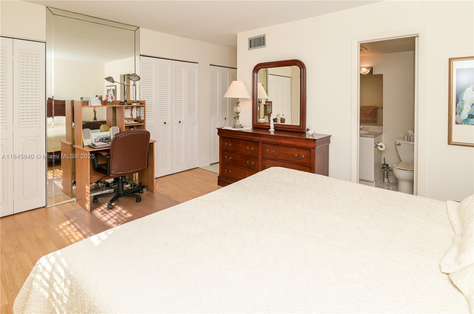 MEADOWBROOK LAKES CONDO - Residential
