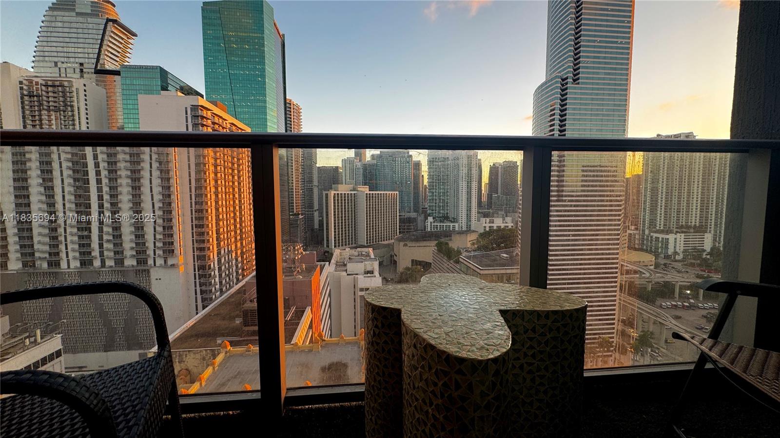 CENTRO CONDO - Residential Lease