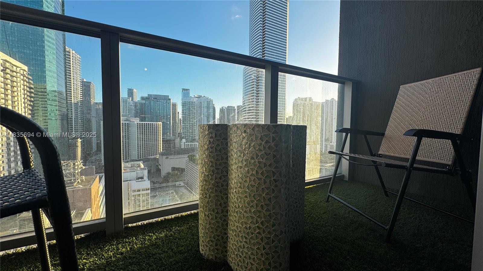 CENTRO CONDO - Residential Lease