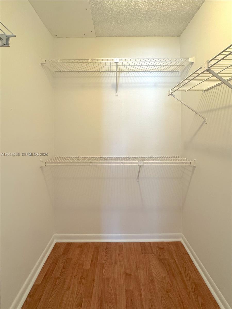 ROYAL POINCIANA CONDO - Residential Lease