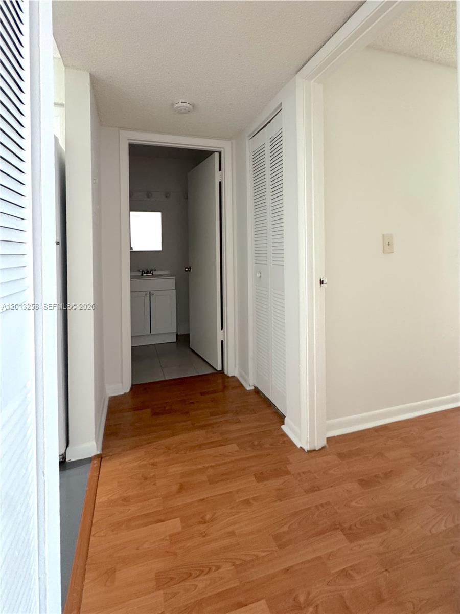 ROYAL POINCIANA CONDO - Residential Lease