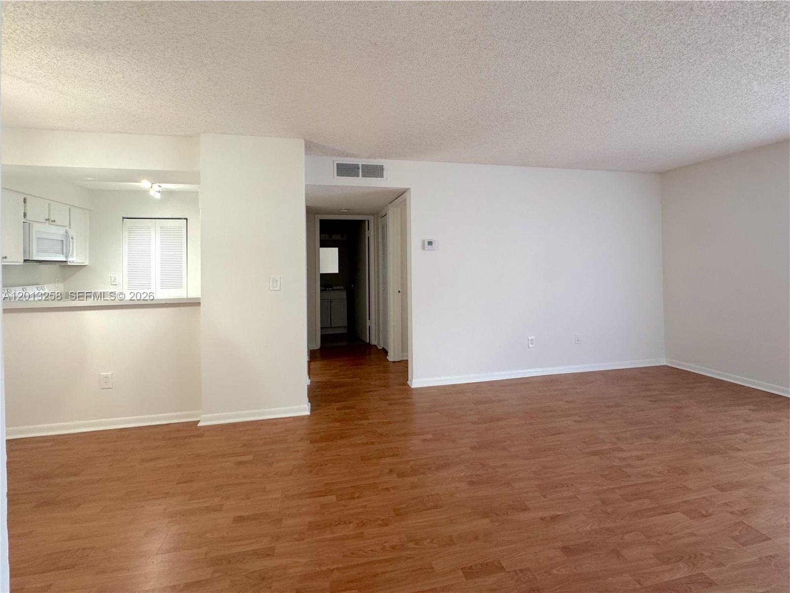 ROYAL POINCIANA CONDO - Residential Lease