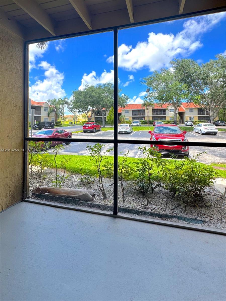 ROYAL POINCIANA CONDO - Residential Lease