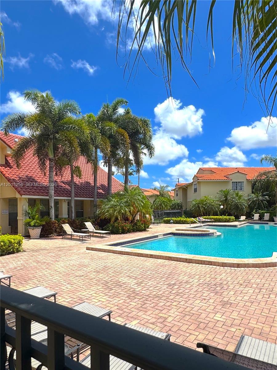 ROYAL POINCIANA CONDO - Residential Lease