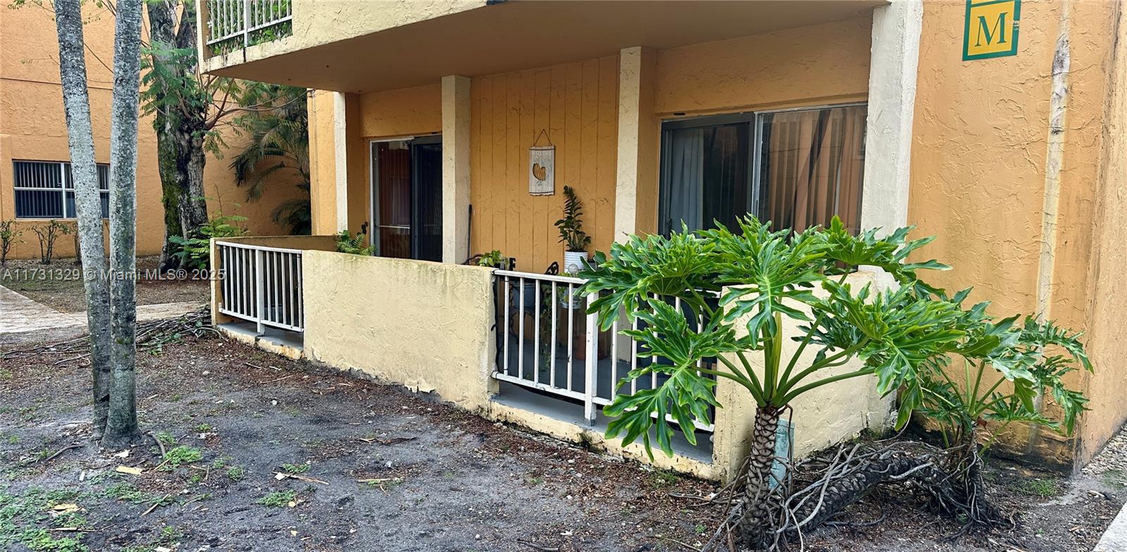 VENETIAN GARDENS AT COUNT - Residential