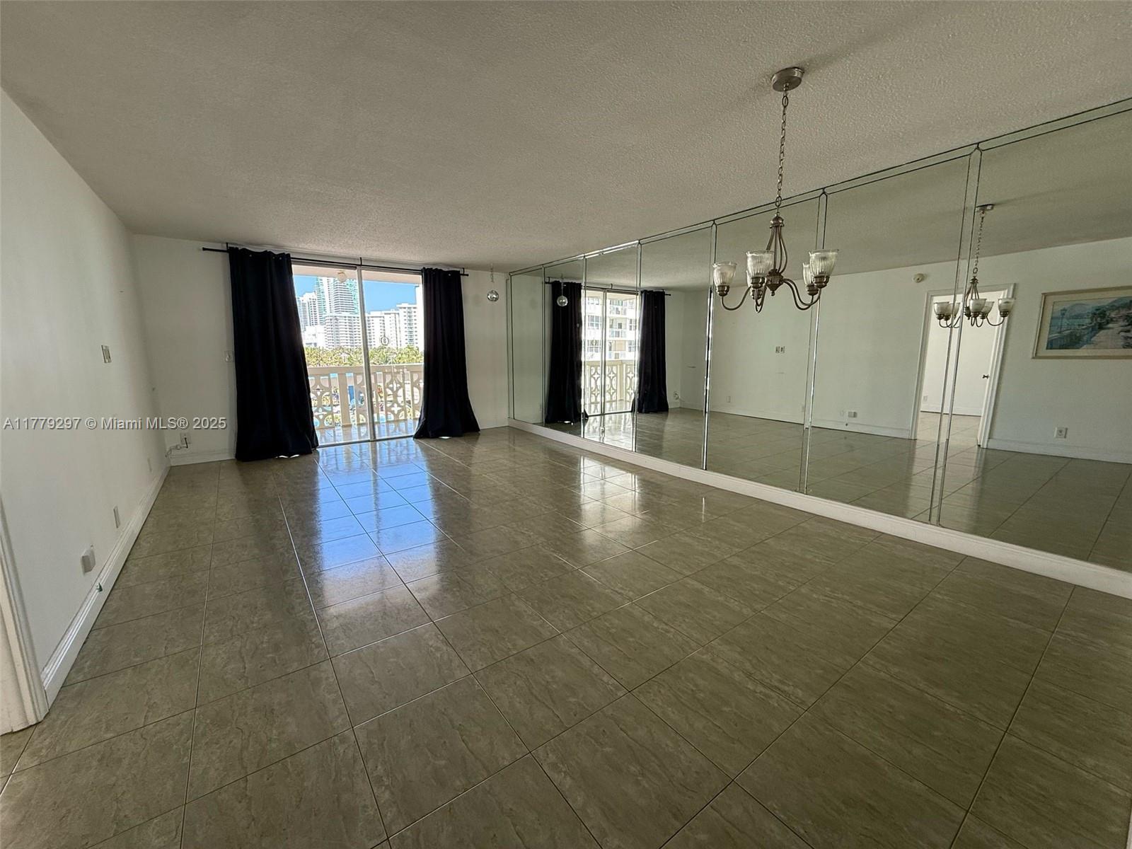 IMPERIAL TOWERS CONDO - Residential