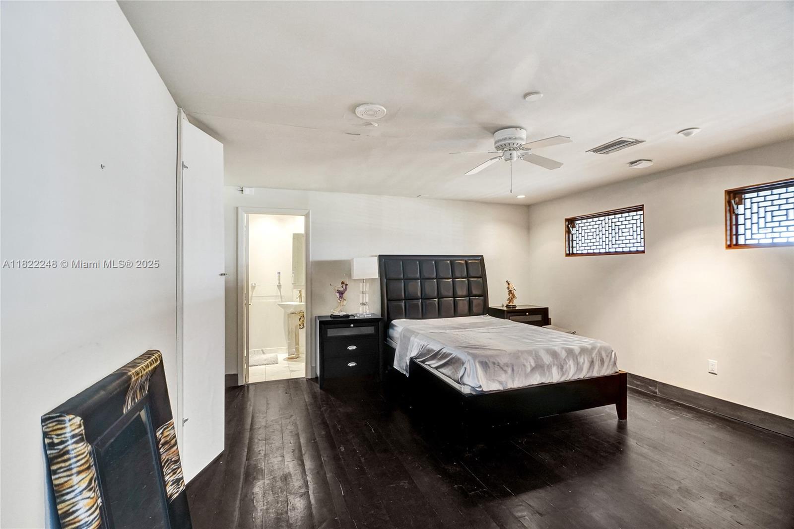 THE PALM BAY YACHT CLUB C - Residential