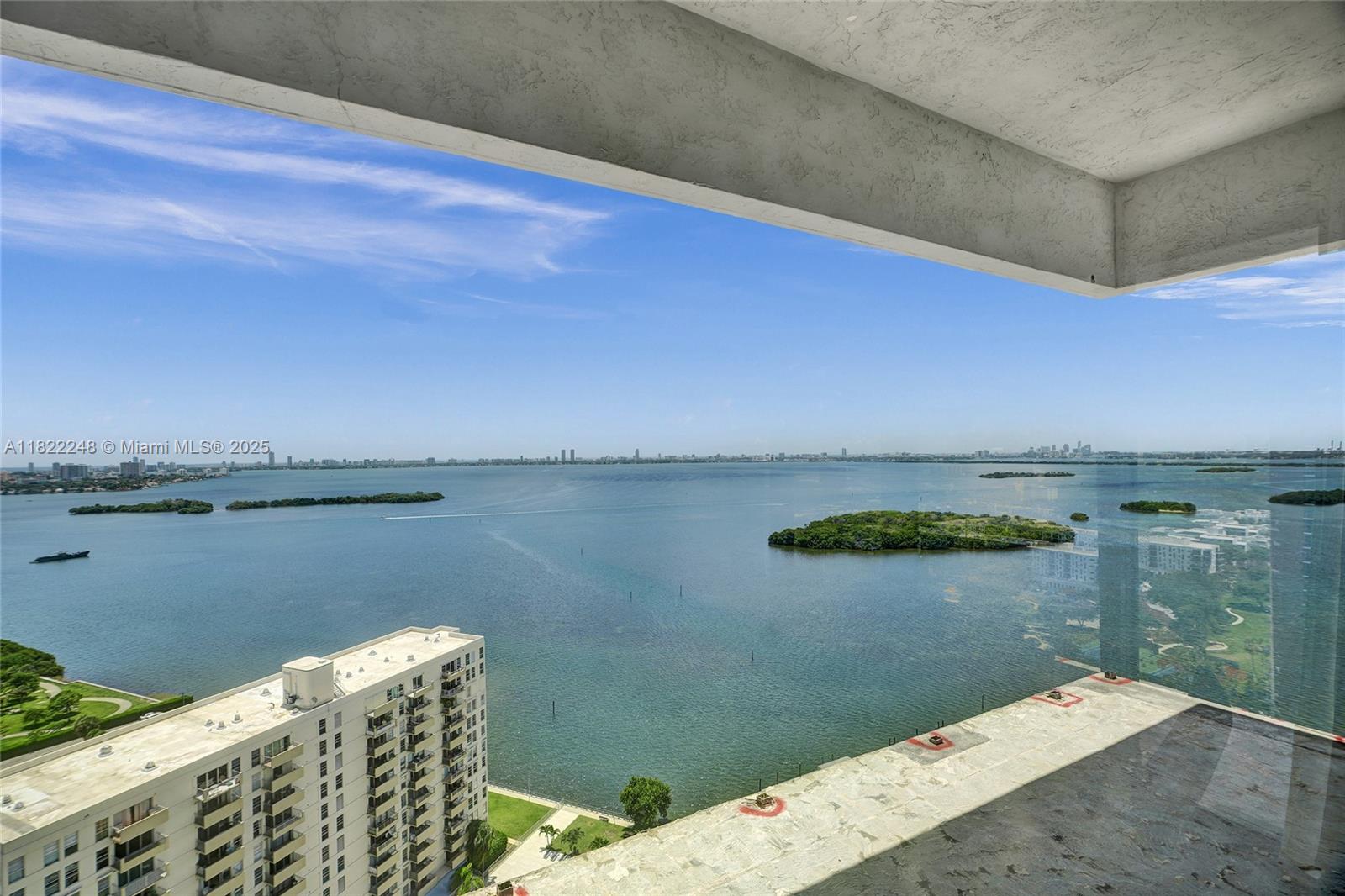 THE PALM BAY YACHT CLUB C - Residential