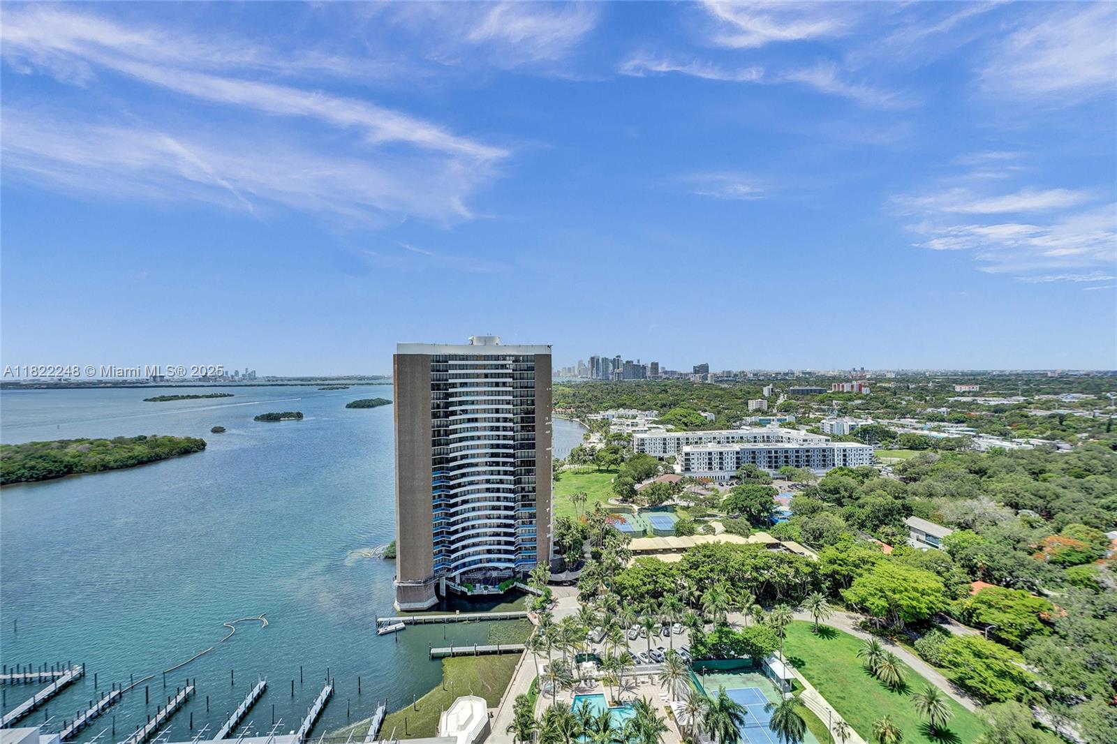 THE PALM BAY YACHT CLUB C - Residential