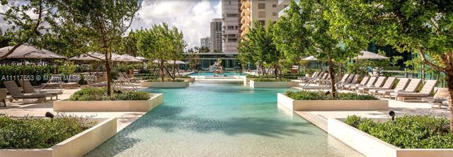 OCEANA BAL HARBOUR CONDO - Residential