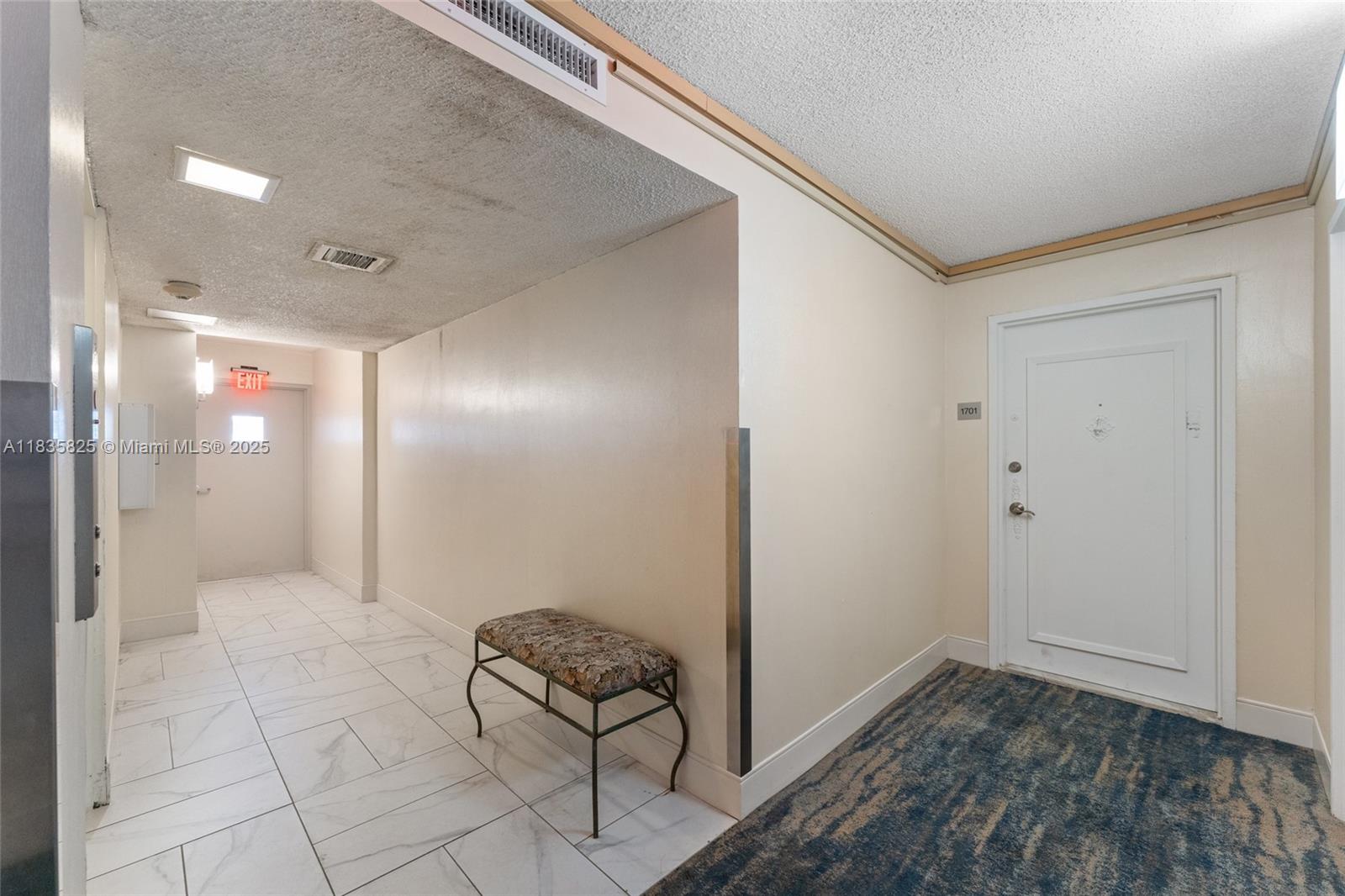 18061 BISCAYNE 1701