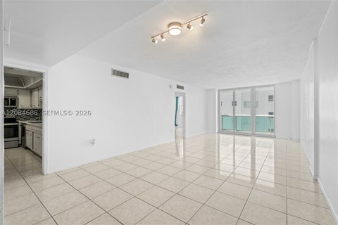 Photo of 5001 Collins Ave #5E, Miami Beach, FL 33140 (MLS # A12084688)
