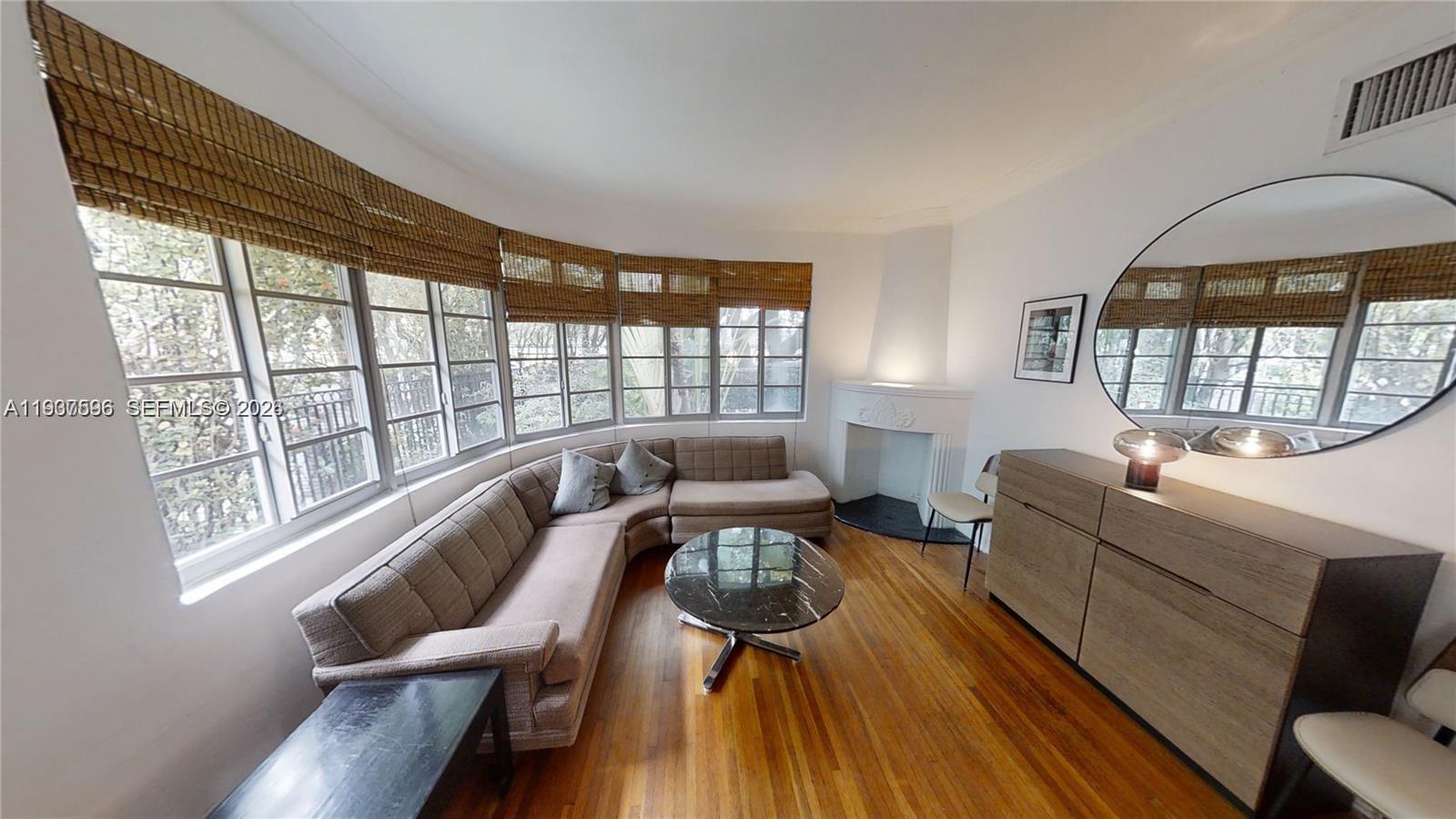 1341 Meridian Ave 101